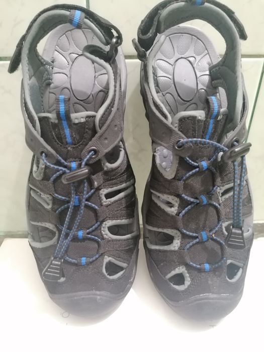 Pantofi sport mărimea 42 și 45