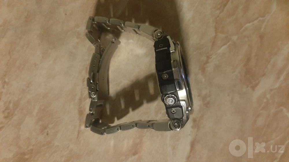 G Shock s1000d  5369mtg почти новый часы