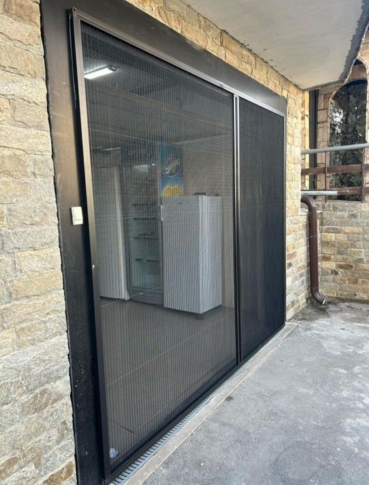 Комарници по поръчка, доставка и монтаж, реглаж на дограма