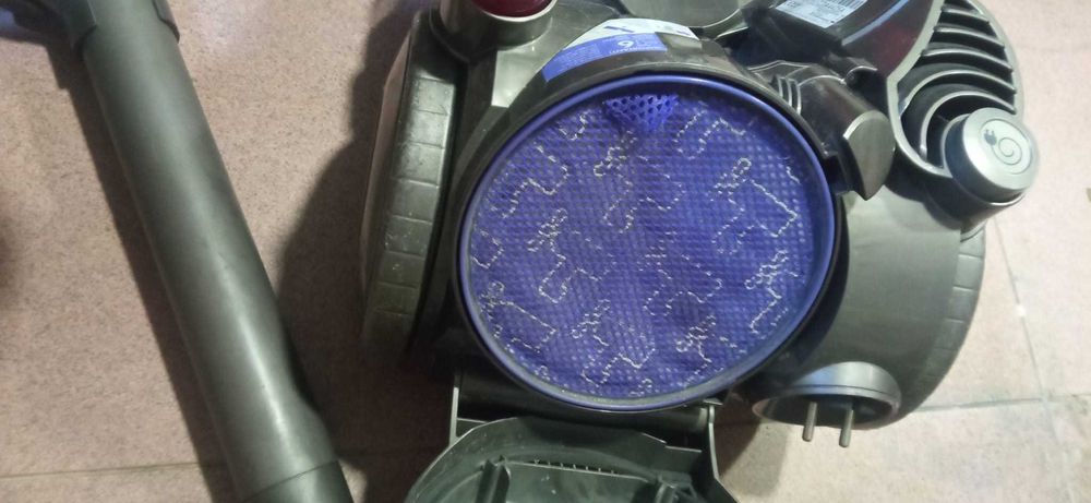 Aspirator Dyson DC 29 Exclusive