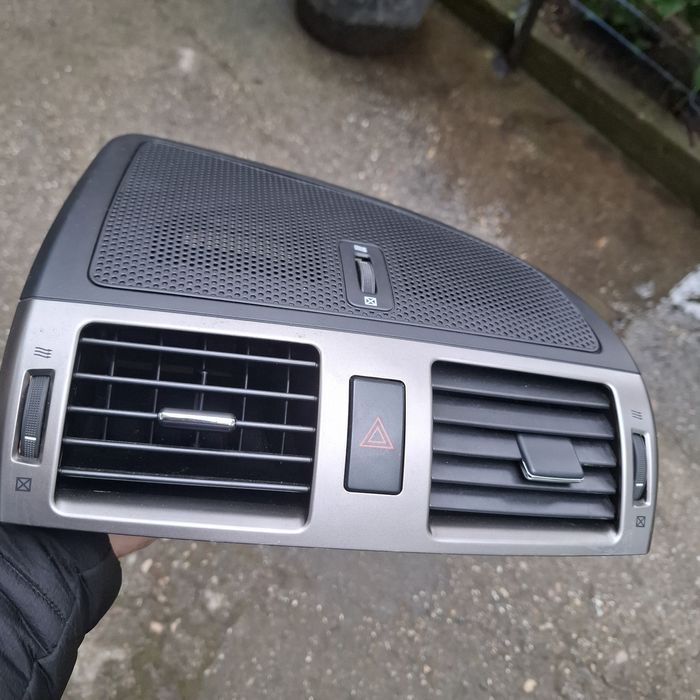 Духалки за  тойота авенсис т27