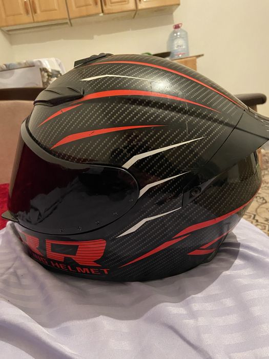 Шлем в отличном состоянии