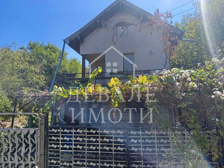 Продава се вила в гр. Русе, област Русе в Касева чешма