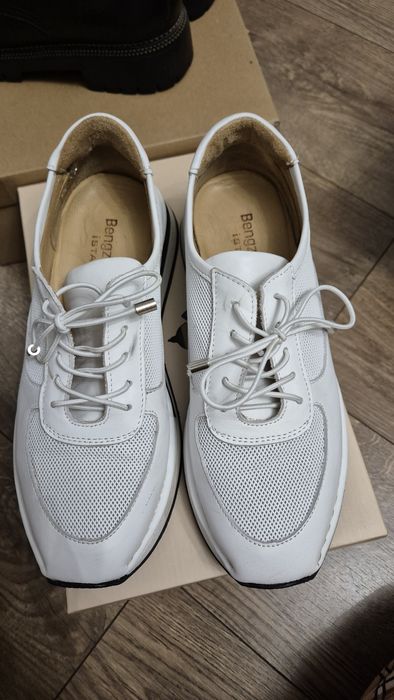 Вся обувь за 3000 тенге