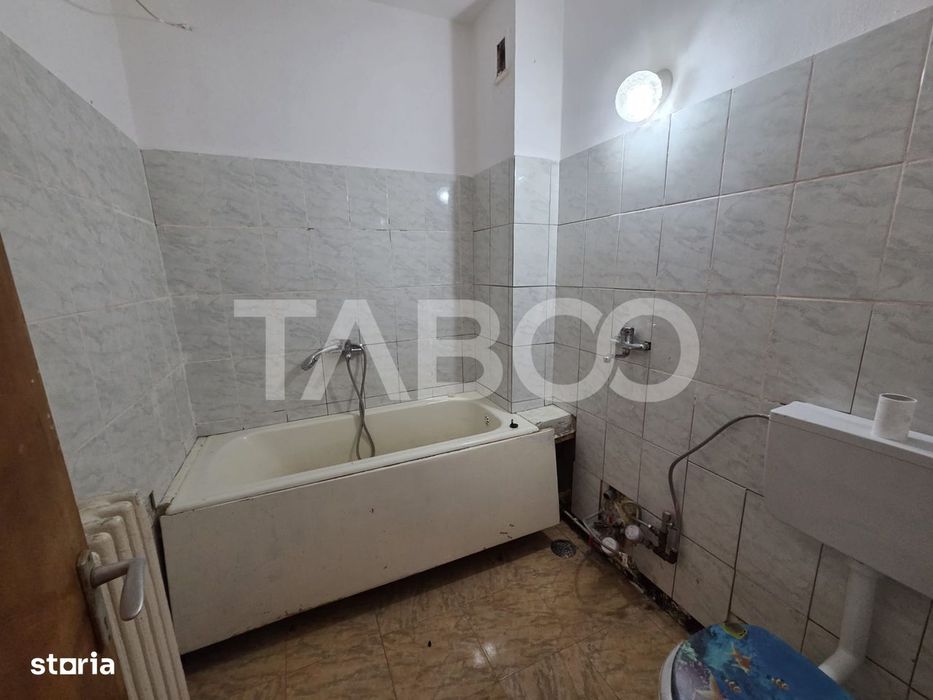 Apartament 2 camere semidecomandat zona V.Alecsandri se accepta schimb