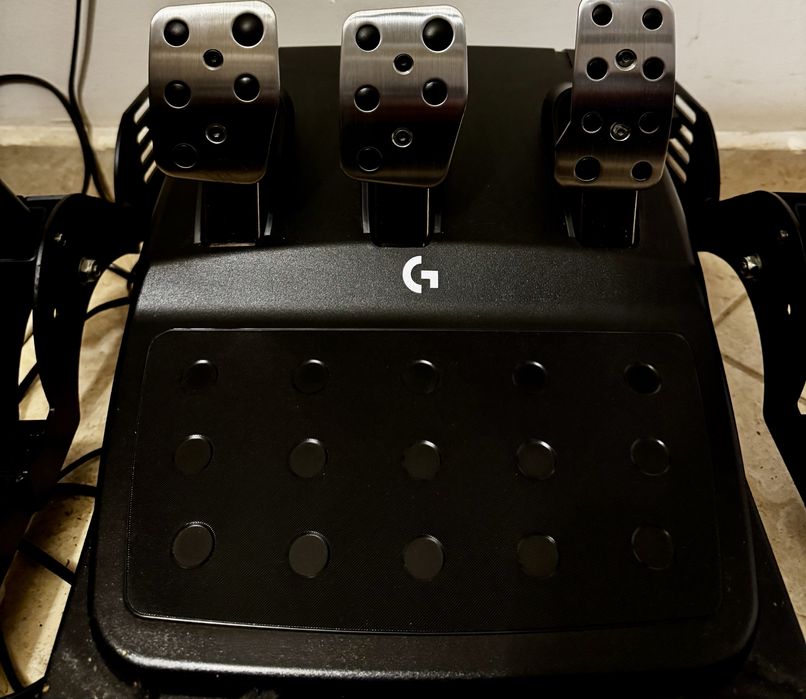 Logitech G923 + H-Shifter OEM + Diwangus racing wheel stand