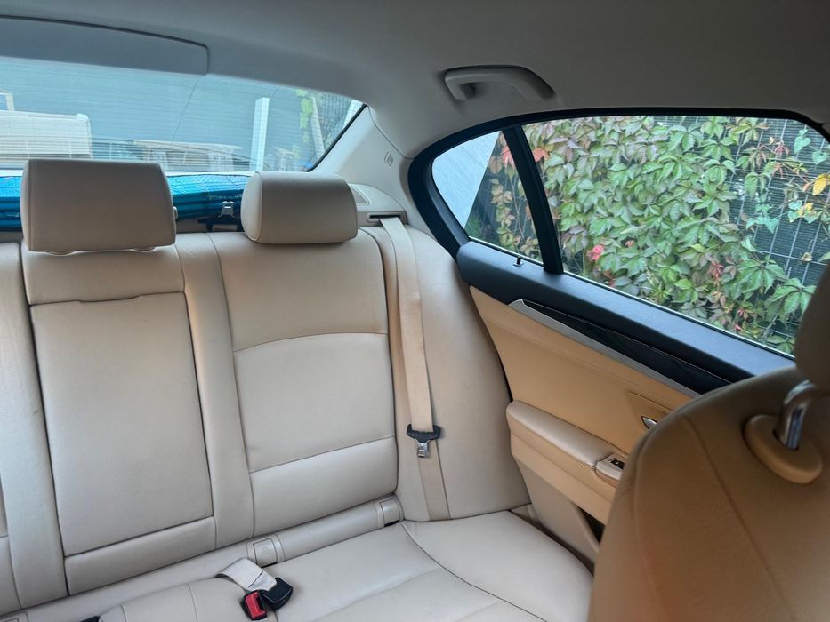 BMW Seria 5 2012 — imagine 5
