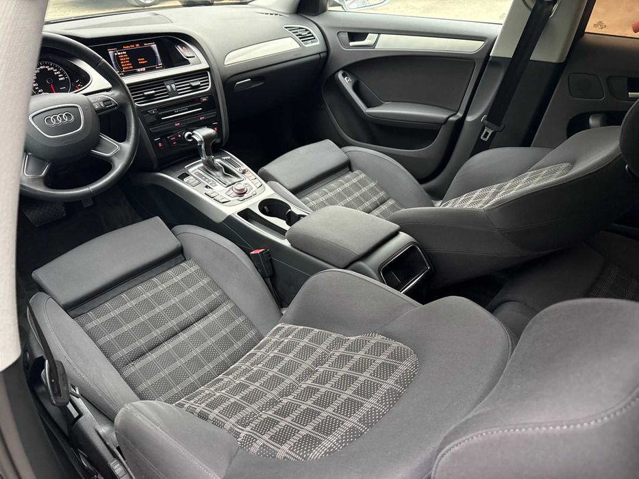 *** Dealer Auto *** Audi A4 sedan / 2.0tdi 150cp / Automat / Xenon / Navi / Garantie / Rate / Buy-Back