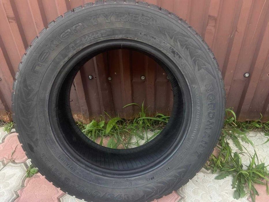 Зимние шипованные автошины