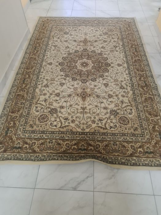 Продам ковёр 2*3