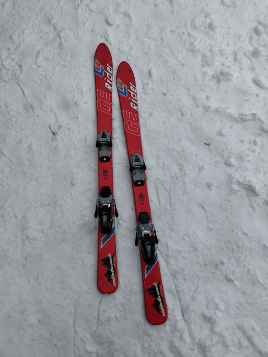 Vand skiuri pentru copii de 120 cm