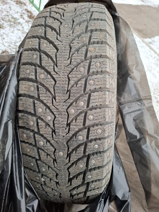 Продам резину 205,60, 16