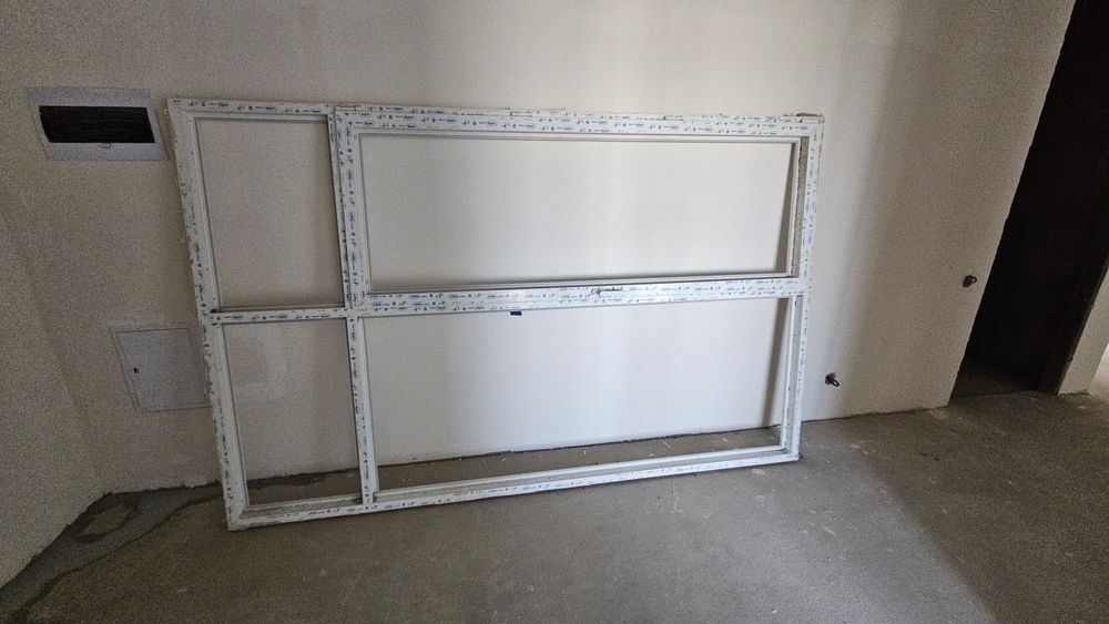 Пластиковые двери 275×175 бу