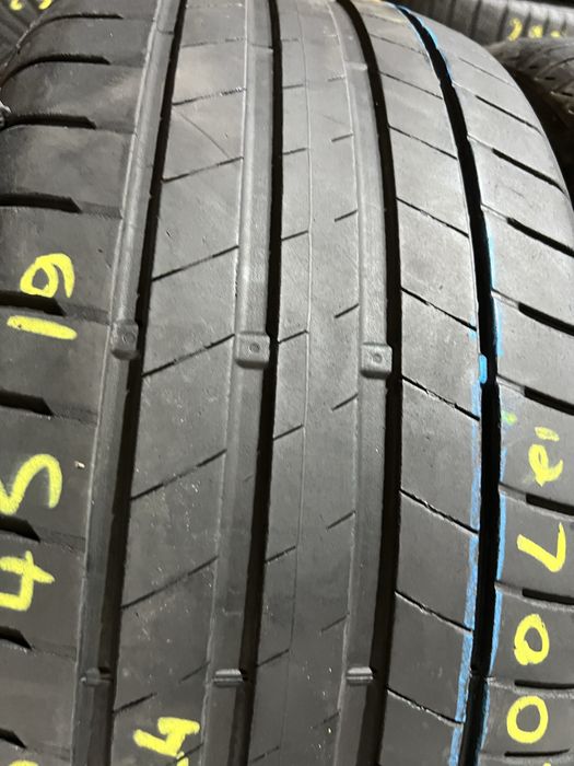 245 45 19 bridgestone vara dot2024
