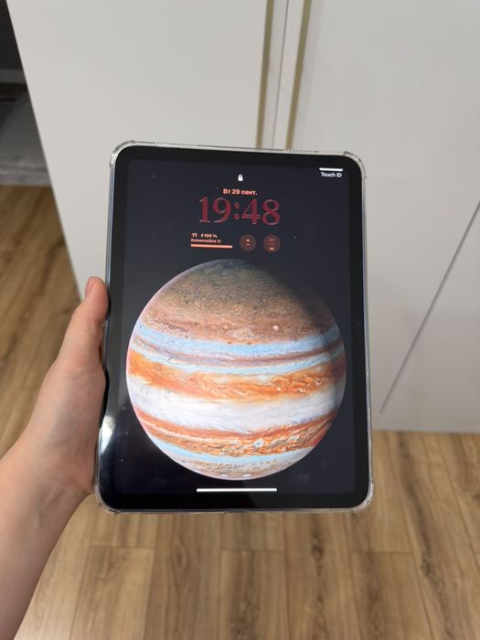 Ipad a16 с ручкой