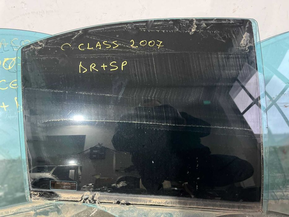 geam dreapta spate mercedes cclass 2007 facelift