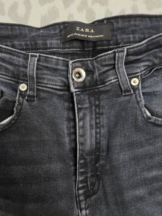 Blugi barbat Zara