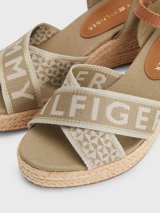 Сандали  Tommy Hilfiger 90lv