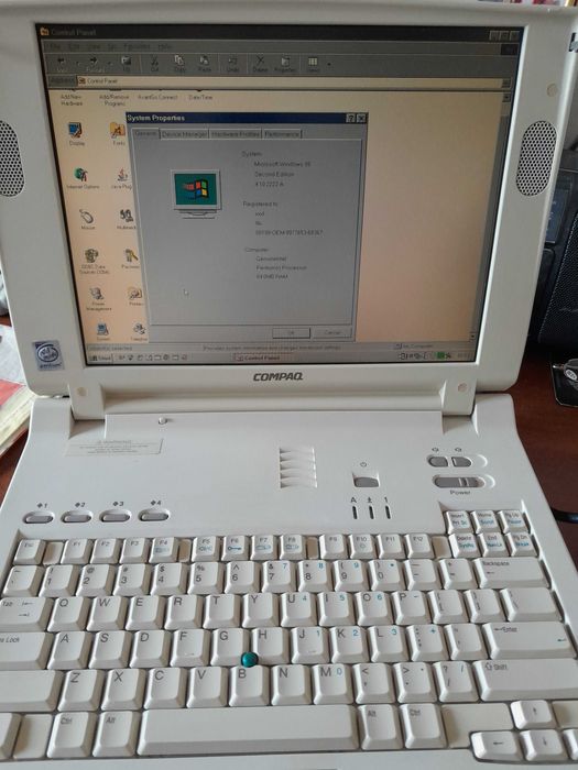 Лаптоп Compaq Armada 7750MT