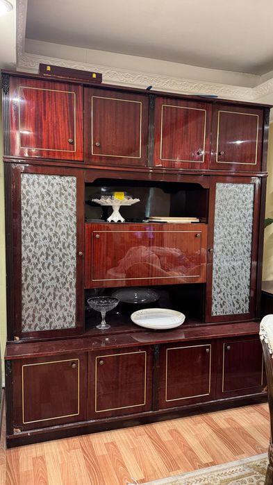 Стенка румынская деревянная