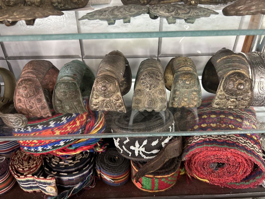 Стари Сребърни Гривни