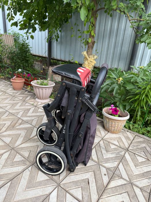 Летняя детская коляска