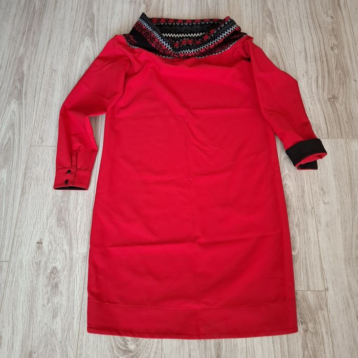 Спортно-елегантна рокля - M