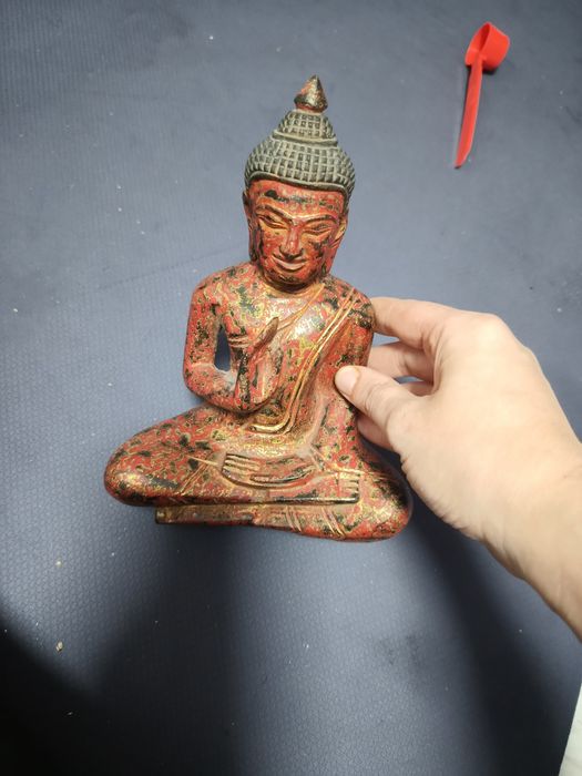 Statuie Buddha din lemn