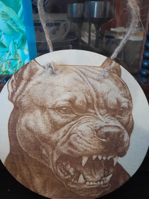 лазерно гравирани дъски с послание