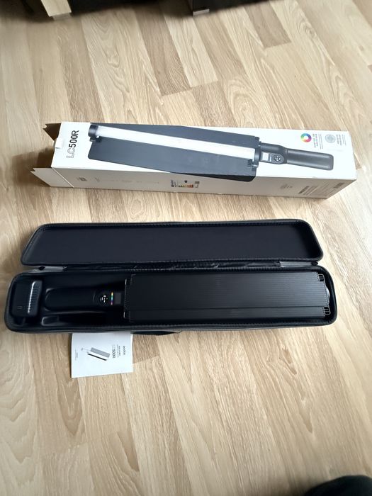 LC500R – Lampă LED RGB pentru fotografie