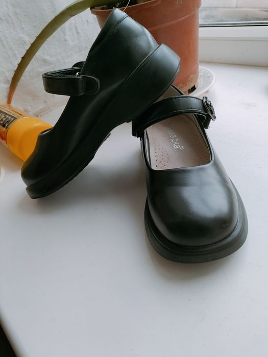 Продам обувь детская