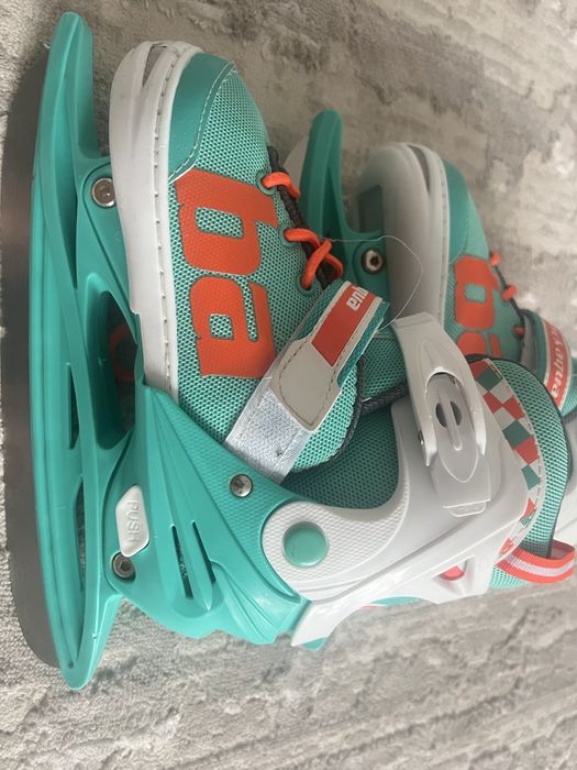 Коньки раздвежные