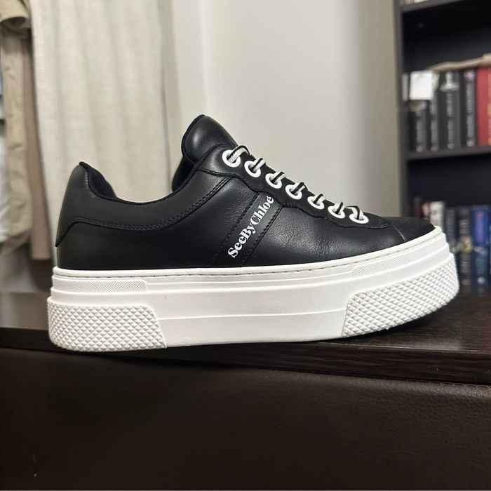 See by chloe in stare impecabilă după cum se poate vedea