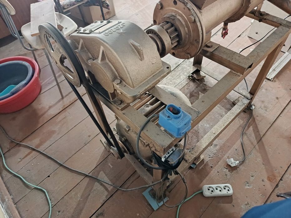 Совун аппарати сотилади