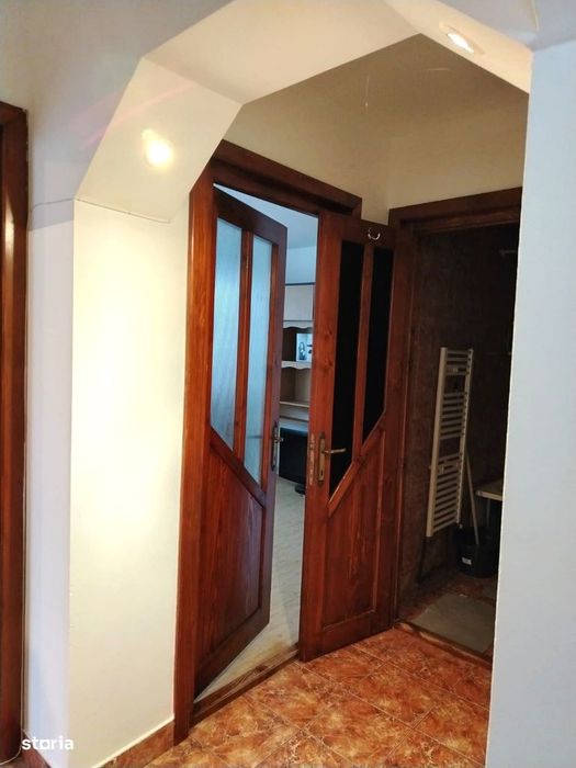 Apartament 3 camere 44mp zona buna mobilat utilat 53.000eur neg
