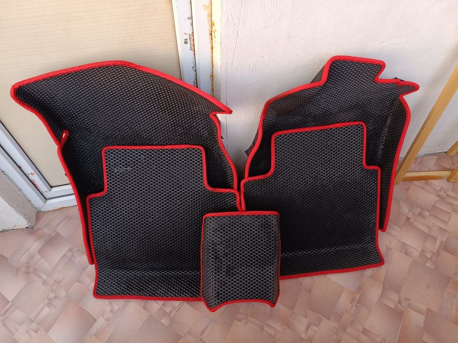 Автоковрики на монзу