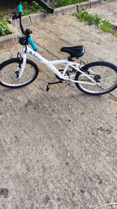 Vând bicicleta copii..20''