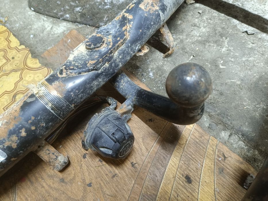 Фаркоп Ауди 80 Б4