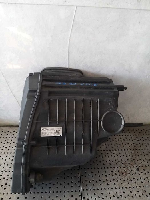 Carcasa filtru aer 2.0 tdi audi q5 fy 2020 80a133835bg