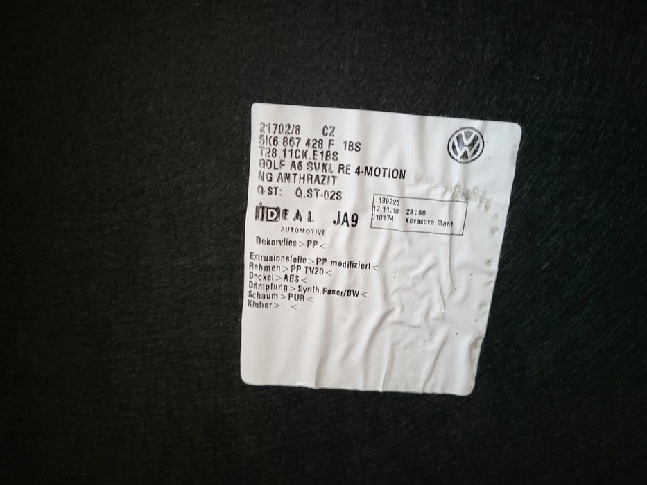 Mocheta  portbagaj golf 6