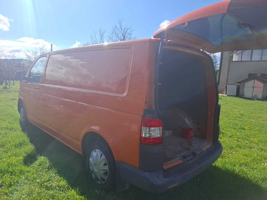 VW Transporter T5 L2