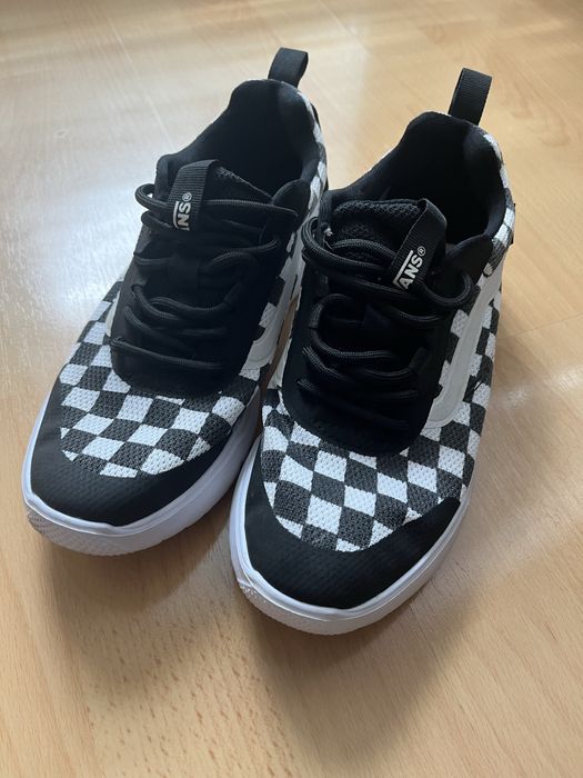 Маратонки Vans 36.5 номер
