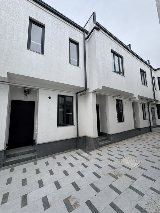 Буюк Ипак йули 2 спальный + Кухня Студия М.Горький