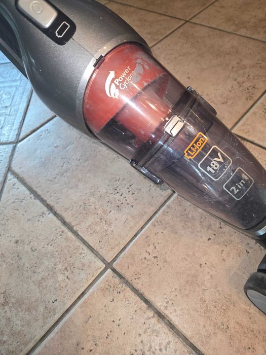 Безкабелна прахосмукачка Phillips Power Pro duo