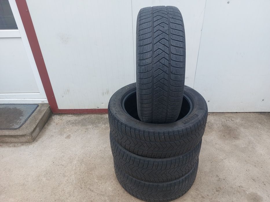 150 lei bucata! Set anvelope M+S/IARNA 235 55 r19 Pirelli dot 2022