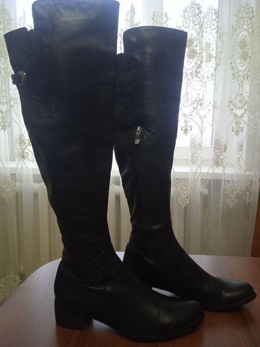 Ботфорты демисезонные.
