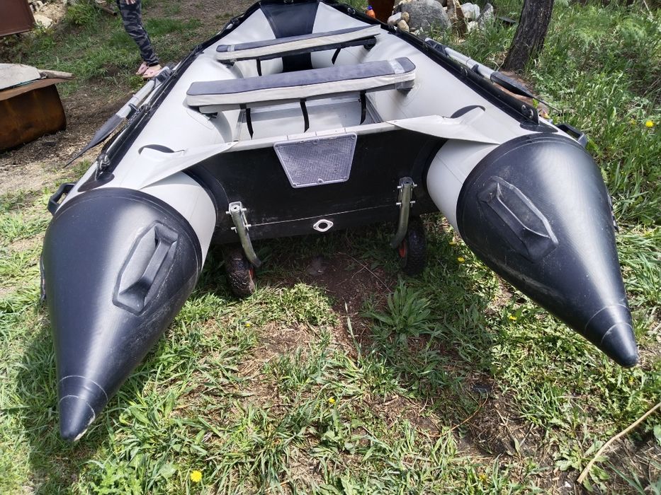 Продам лодку ПХВ