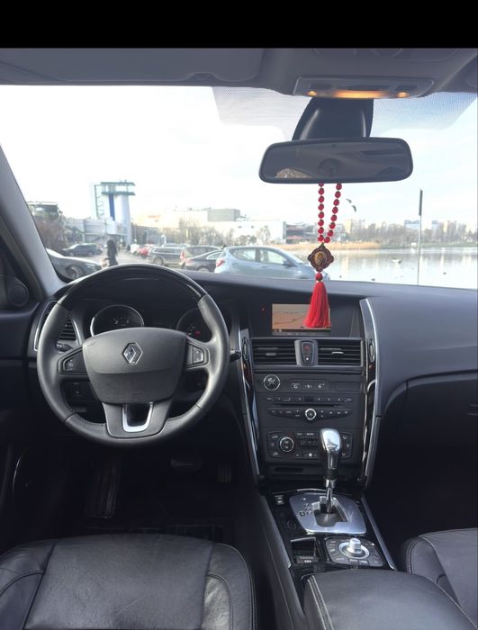 Renault Latitude 2.0 dci 175Cp Initiale Paris