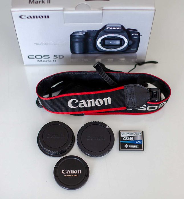 CANON EOS 5D MARK II FULL FRAME с обектив Canon EF 50mm f 1.4 USM  ТОП