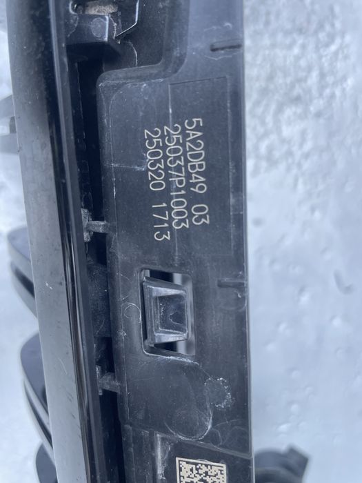 Маска с камера БМВ Г20/ Г21 (maska bmw g20)
